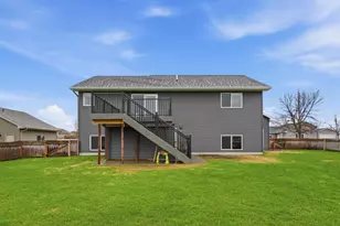 201 10th St SE, Freeport, MN 56331 - Photo 28
