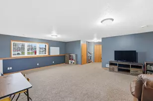 201 10th St SE, Freeport, MN 56331 - Photo 22