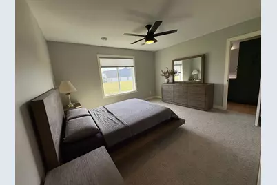 994 City Heights Dr, Willmar, MN 56201 - Photo 12