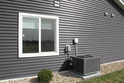 994 City Heights Dr, Willmar, MN 56201 - Photo 20