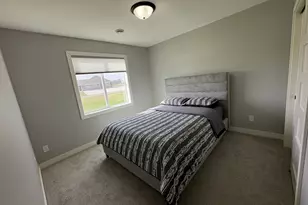 994 City Heights Dr, Willmar, MN 56201 - Photo 10