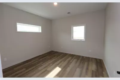 1005 8th Avenue NE, Perham, MN 56573 - Photo 12