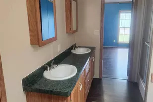 288 W 18th St, Cochrane, WI 54622 - Photo 12