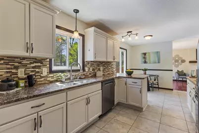 221 Burncrest Court, Burnsville, MN 55337 - Photo 8