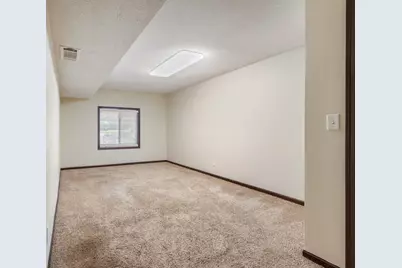 221 Burncrest Court, Burnsville, MN 55337 - Photo 24