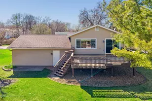 4320 Greenhaven Ct, Vadnais Heights, MN 55127 - Photo 8