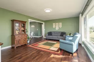 1207 Donna Dr NW, Alexandria, MN 56308 - Photo 4