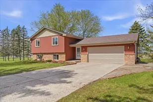 19620 Jackie Ln, Corcoran, MN 55374 - Photo 1