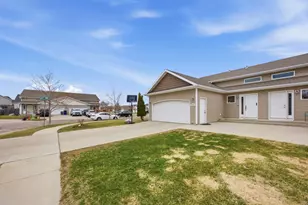 2238 35th Street Circle S, Moorhead, MN 56560 - Photo 2