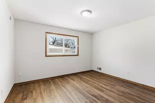936 Jefferson Ave, Saint Paul, MN 55102 - Photo 14