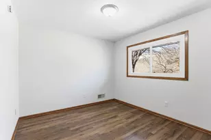 936 Jefferson Ave, Saint Paul, MN 55102 - Photo 10