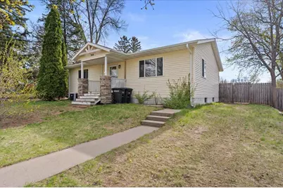 712 8th Street NE, Little Falls, MN 56345 - Photo 2
