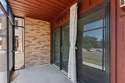 2700 Oxford Street N #101, Roseville, MN 55113 - Photo 18