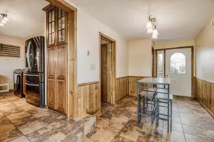 2108 Lacrosse Ave, Saint Paul, MN 55119 - Photo 10