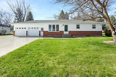 275 Crescent Drive, Breckenridge, MN 56520 - Photo 1