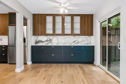 17700 Breconwood Road, Minnetonka, MN 55391 - Photo 8