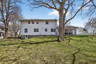 8225 Niagara Ln N, Maple Grove, MN 55311 - Photo 40