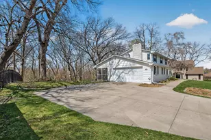 8225 Niagara Ln N, Maple Grove, MN 55311 - Photo 48