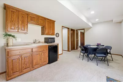 7429 Upper 136th Street W, Apple Valley, MN 55124 - Photo 28