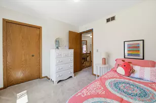 7429 Upper 136th St W, Apple Valley, MN 55124 - Photo 20