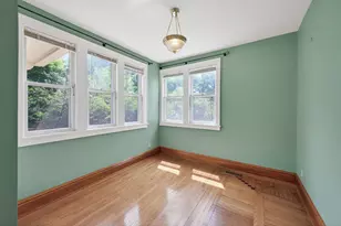 702 4th St E, Saint Paul, MN 55106 - Photo 14