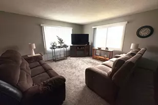 722 4th St S, Wahpeton,  58075 - Photo 4