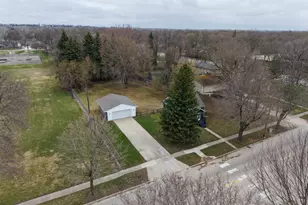 1016 Ella Ave NW, Willmar, MN 56201 - Photo 36