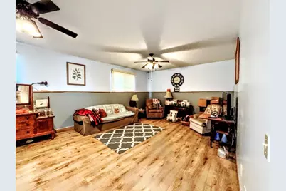 325 S Ash Street, Crookston, MN 56716 - Photo 14