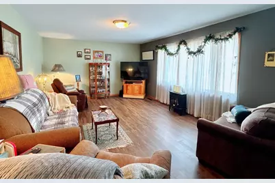 325 S Ash Street, Crookston, MN 56716 - Photo 34