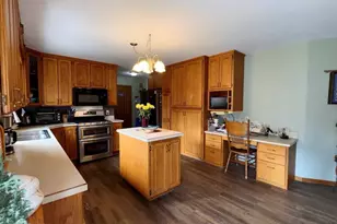 325 S Ash St, Crookston, MN 56716 - Photo 2