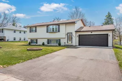 10253 101st Avenue N, Maple Grove, MN 55369 - Photo 34