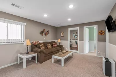 10253 101st Avenue N, Maple Grove, MN 55369 - Photo 14