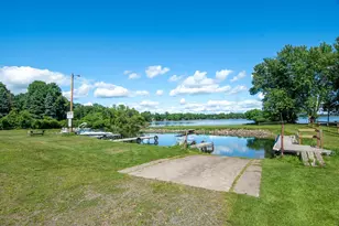 46315 Lucretia Ln, Isle, MN 56342 - Photo 4