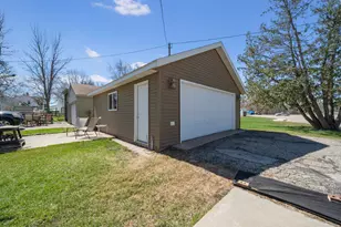 31 5th St NW, Glenwood, MN 56334 - Photo 28