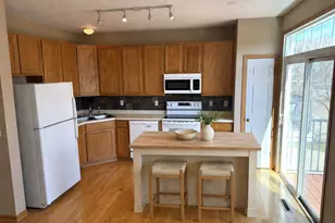 6740 158th St W, Apple Valley, MN 55124 - Photo 4