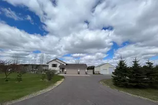 30204 118th St NW, Princeton, MN 55371 - Photo 1