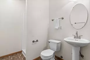 1005 Sibley St, Hastings, MN 55033 - Photo 24