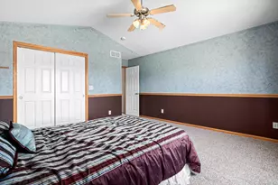 1005 Sibley St, Hastings, MN 55033 - Photo 14