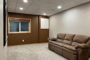 1005 Sibley St, Hastings, MN 55033 - Photo 20