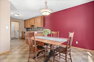 1005 Sibley St, Hastings, MN 55033 - Photo 2