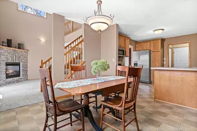 1005 Sibley Street, Hastings, MN 55033 - Photo 2