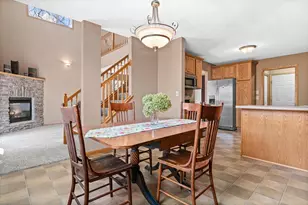 1005 Sibley St, Hastings, MN 55033 - Photo 2
