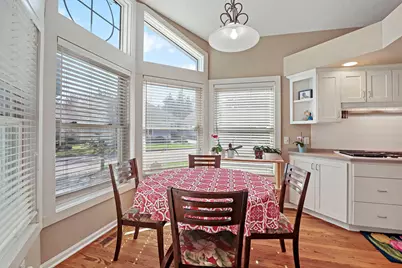 513 Wildflower, Burnsville, MN 55306 - Photo 4
