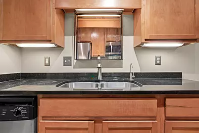 520 Ridgewood Avenue #3, Minneapolis, MN 55403 - Photo 8