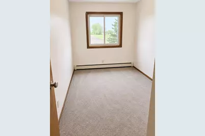 900 Hengen Street #202, Fairmont, MN 56031 - Photo 8