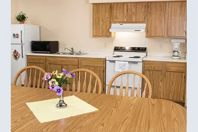 201 S Minnesota Street #G2, Redwood Falls, MN 56283 - Photo 12