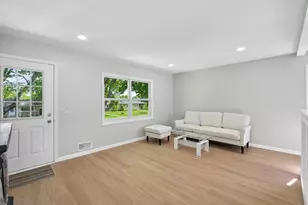 820 7th Ave E, Shakopee, MN 55379 - Photo 6