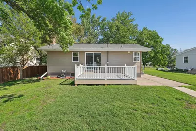 820 7th Avenue E, Shakopee, MN 55379 - Photo 22