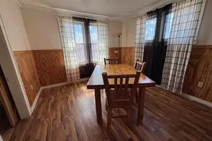 212 S 10th St, Virginia, MN 55792 - Photo 6