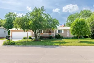 196 Hillcrest Ave, Spicer, MN 56288 - Photo 4